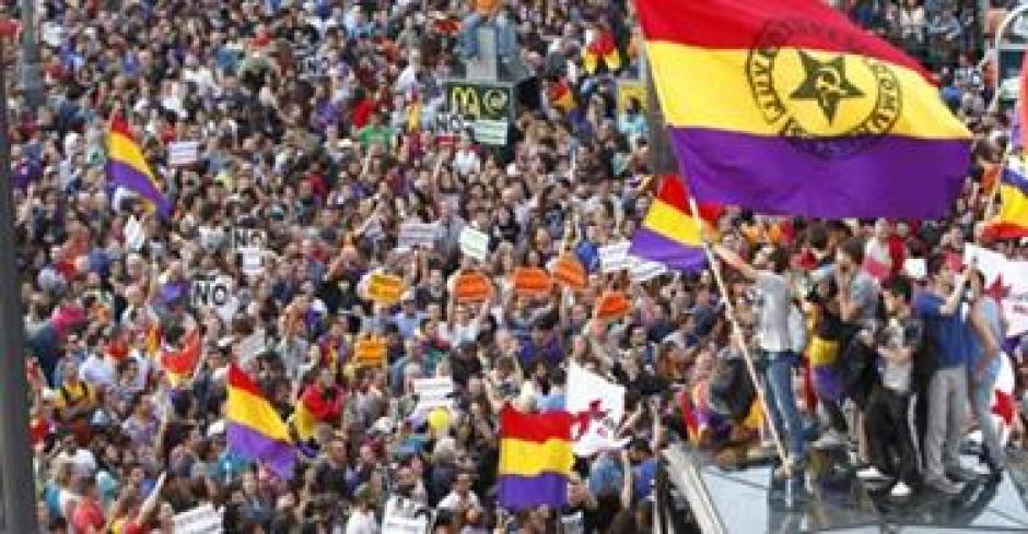 PCF : POUR UNE RUPTURE DEMOCRATIQUE EN ESPAGNE