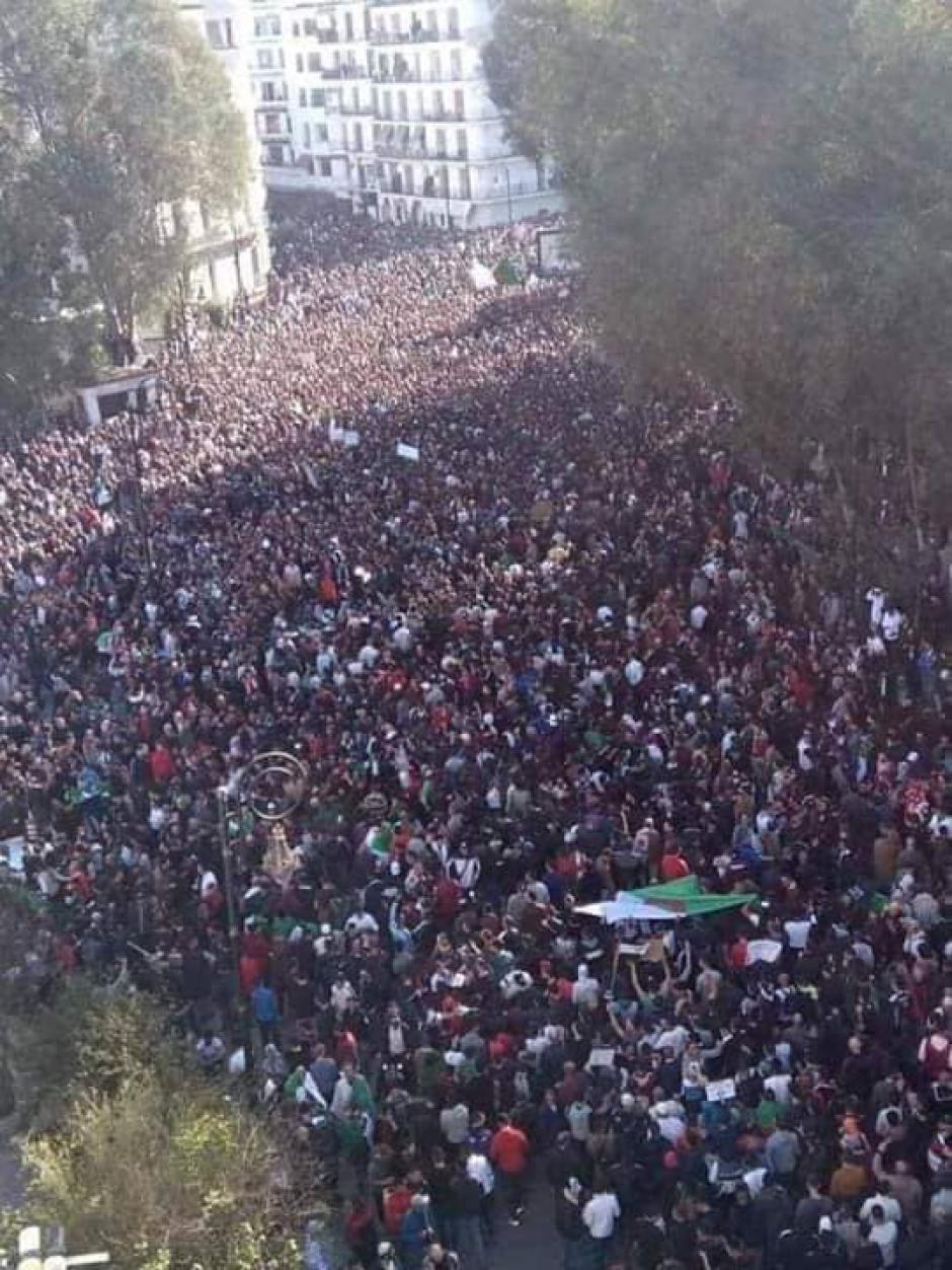 Algérie : « L'avenir du pays ne peut pas se construire sans son peuple » (PCF)